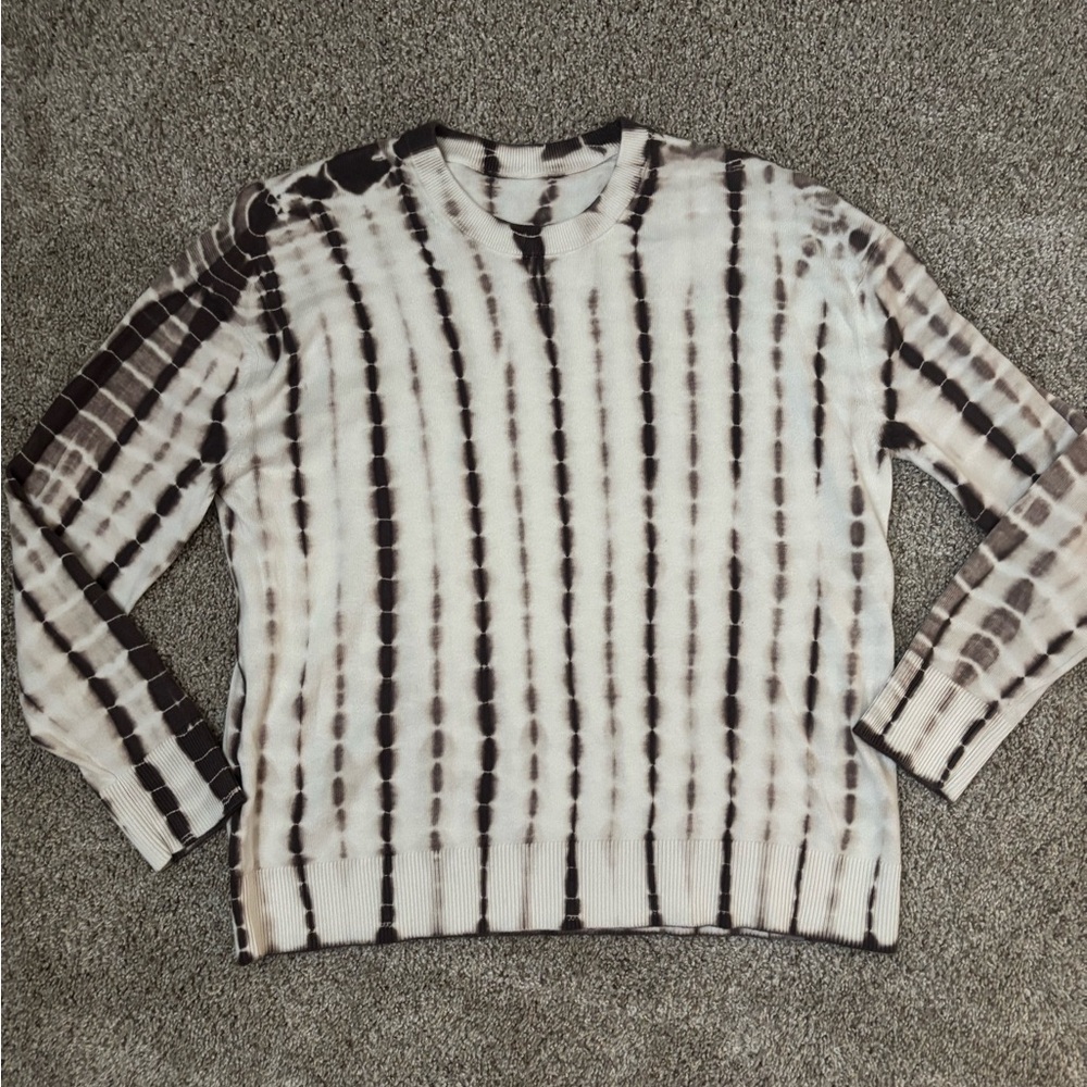 Lululemon tie dye crewneck sweater - size 6